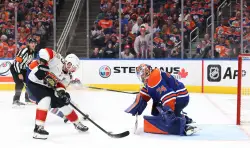 Brad Marchand scores in 2OT, Panthers steal Game 2 vs. Oilers in Stanley Cup