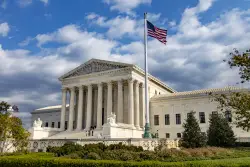 Supreme Court blocks, for now, new deportations under 18th century wartime law